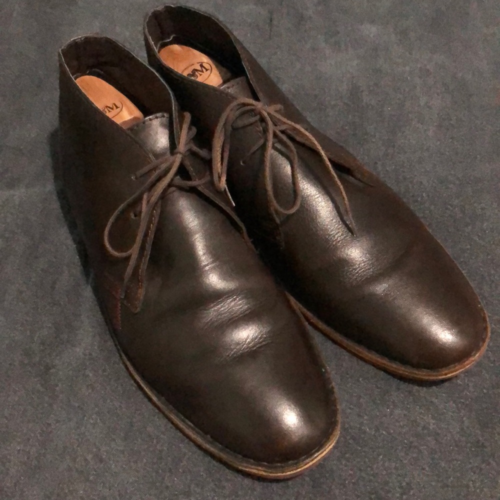 VITO ROSSI MENS BENITO CHUKKA MID TOP DERBY